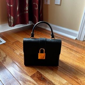 LV Locky BB bag 8.0” by 6.25” by 3”
